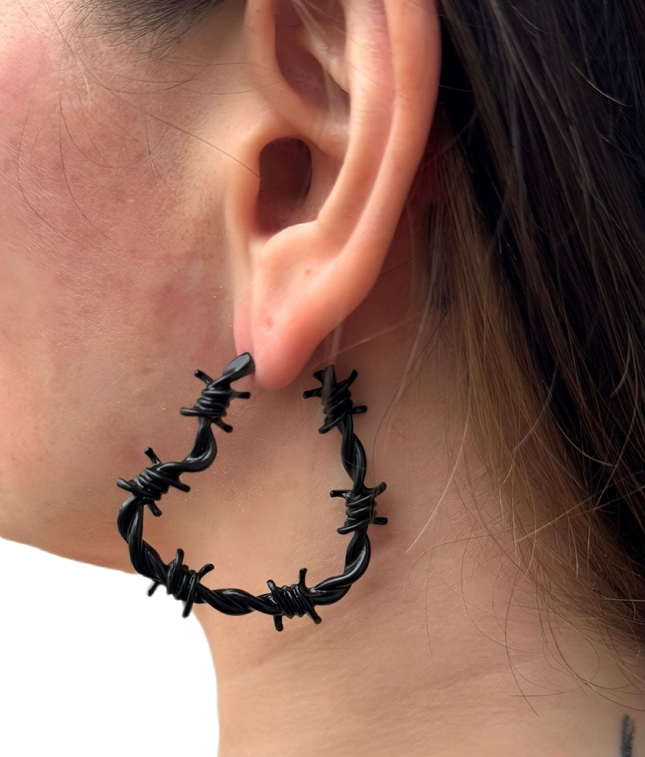 RAZOR SHARP HEART EARRINGS