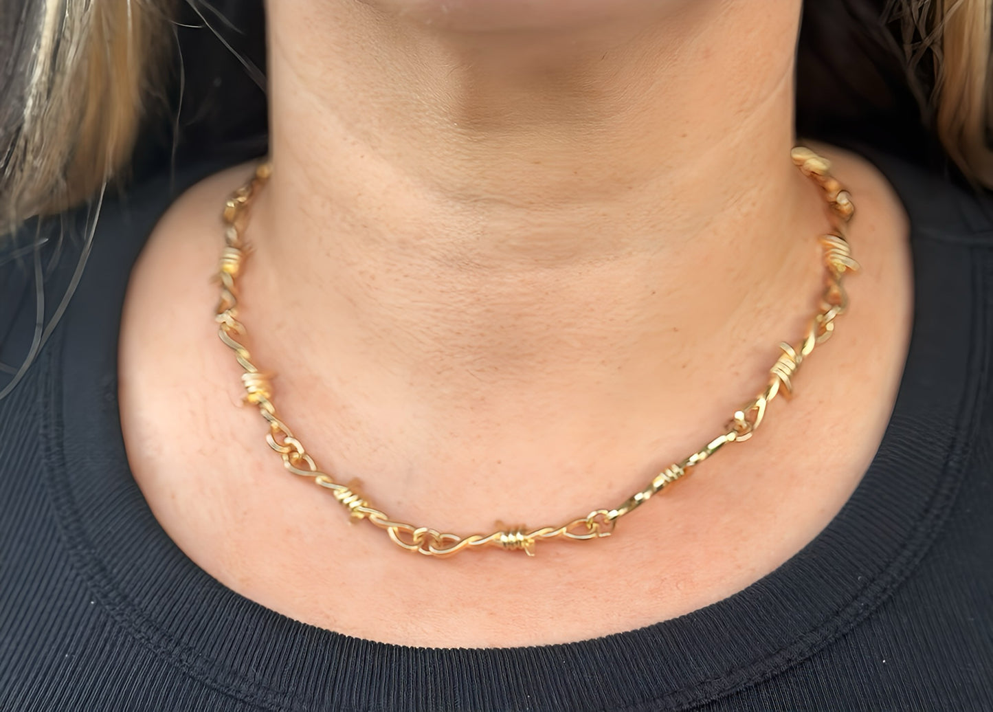 BARB WIRE NECKLACE